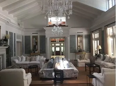 California Residence 8