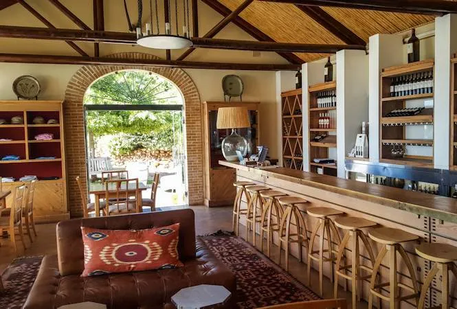 Constantia Glen 4