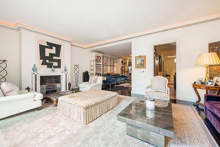 London Town House 1