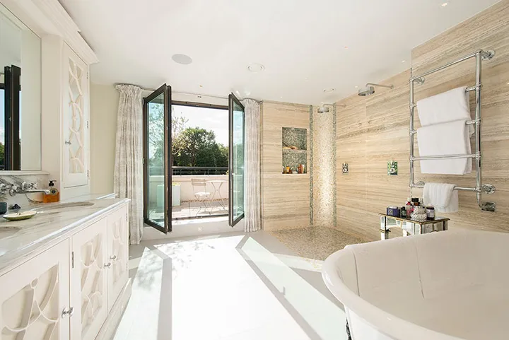 London Town House 6